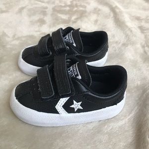 🛑SOLD 🛑Baby Converse Velcro